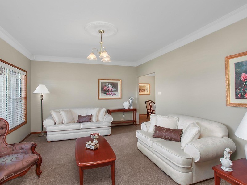 10 Westminster Close, Valentine NSW 2280