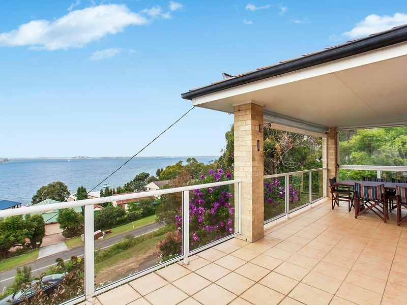 142 Fishing Point Road, Fishing Point NSW 2283