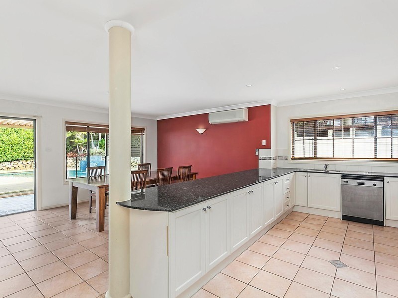 59 Green Point Drive, Belmont NSW 2280