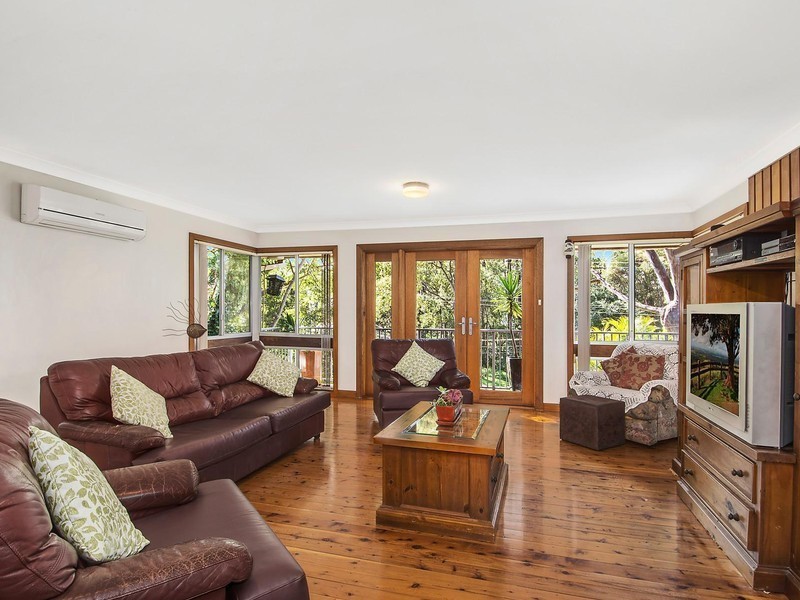 12 Amelia Street, Carey Bay NSW 2283