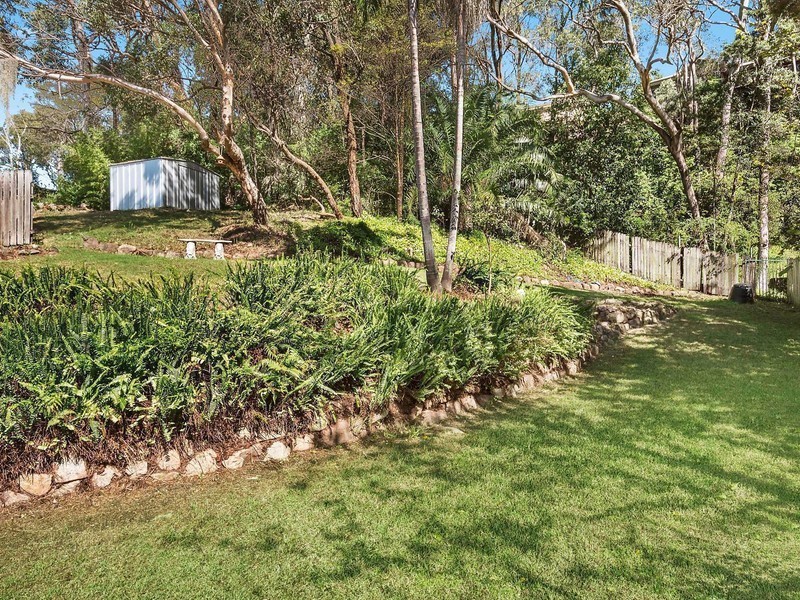 12 Amelia Street, Carey Bay NSW 2283