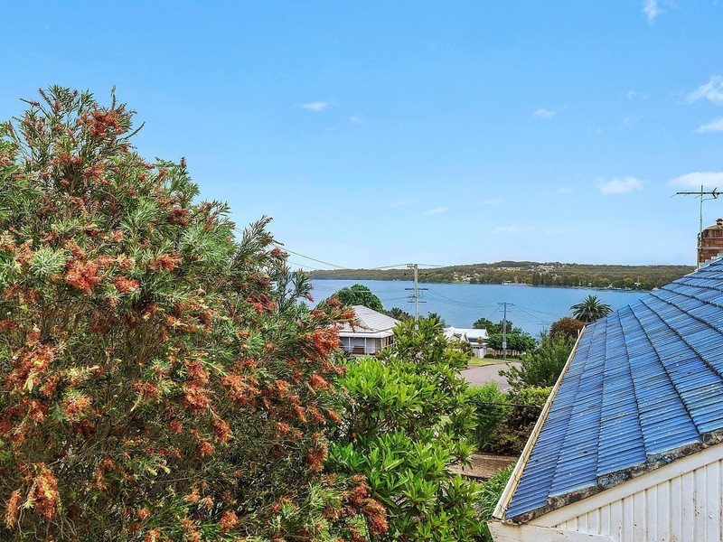 17 Morse Street, Speers Point NSW 2284