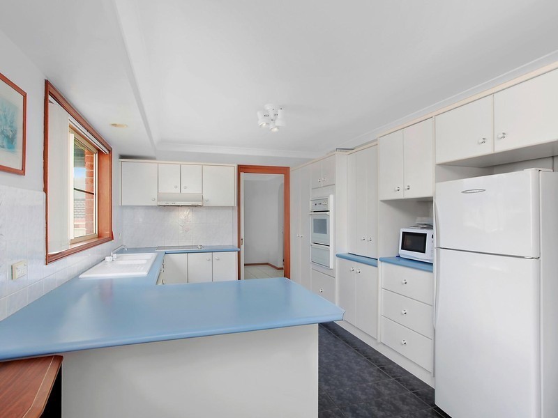 7 Honister Close, Lakelands NSW 2282