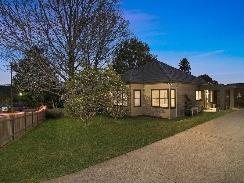 21 Jones Avenue, Warners Bay NSW 2282