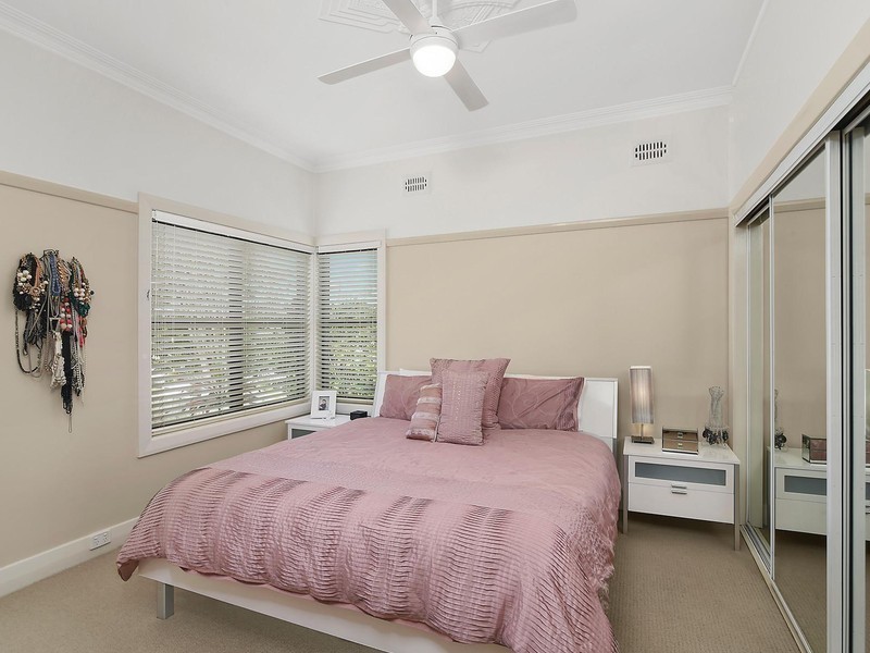 21 Jones Avenue, Warners Bay NSW 2282