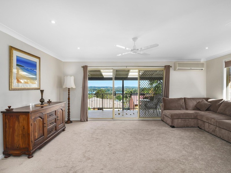 7 Bellevue Lane, Fennell Bay NSW 2283
