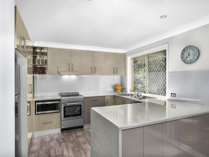 7 Bellevue Lane, Fennell Bay NSW 2283