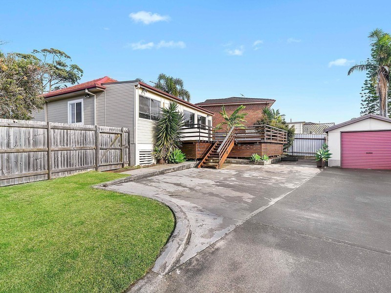 114 Dudley Road, Charlestown NSW 2290