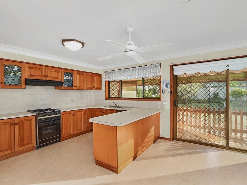 134 Caves Beach Road, Caves Beach NSW 2281