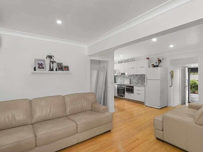 11 Valiant Avenue, Valentine NSW 2280