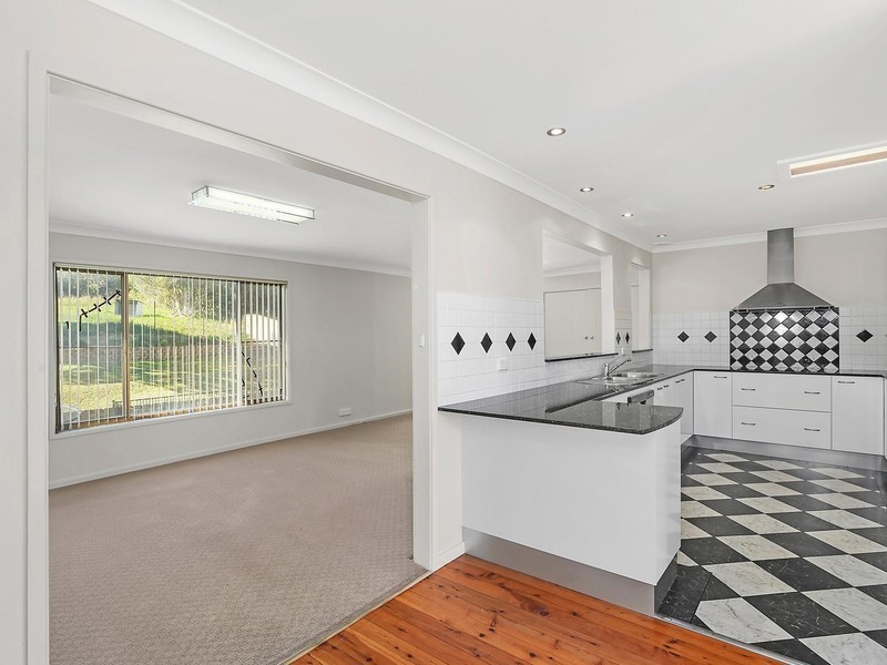4 Davis Street, Speers Point NSW 2284