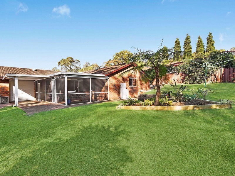 24 Seaview Close, Eleebana NSW 2282