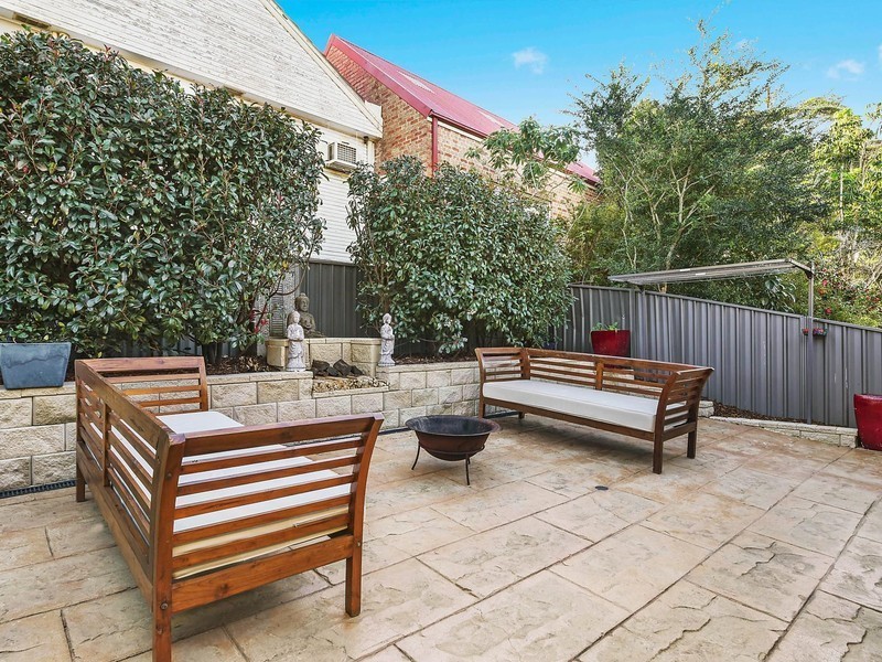 27 Fairfax Road, Warners Bay NSW 2282