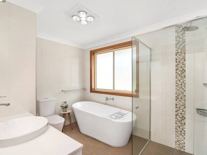 22 Dwyer Chase, Eleebana NSW 2282