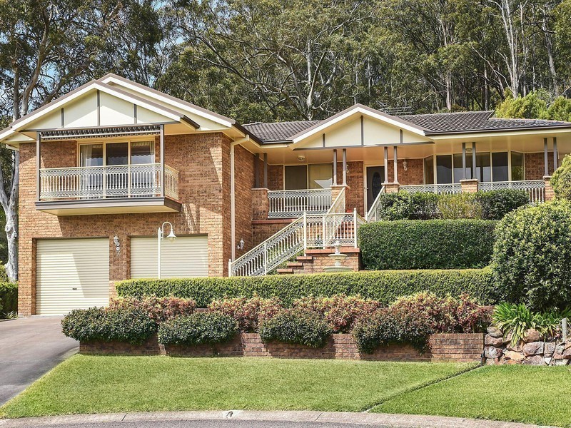 7 Grosvenor Place, Valentine NSW 2280