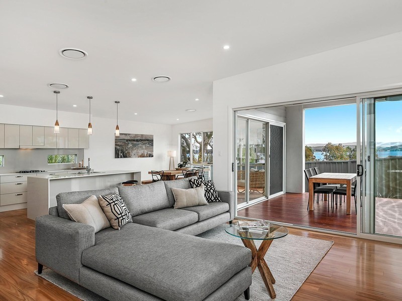 21A Jones Avenue, Warners Bay NSW 2282