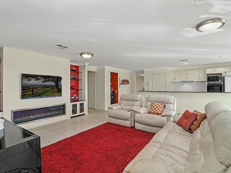 13A Hectors Hill Close, East Maitland NSW 2323