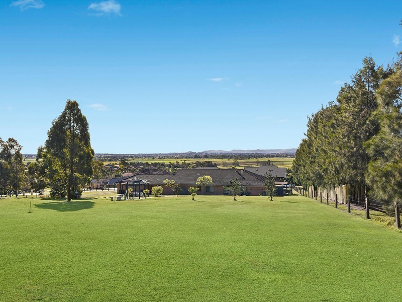 13A Hectors Hill Close, East Maitland NSW 2323