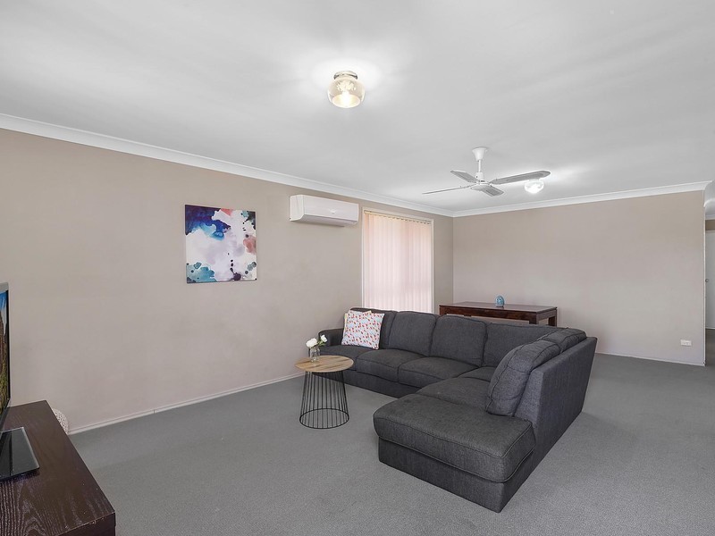 1/27 Honeyeater Place, Tingira Heights NSW 2290