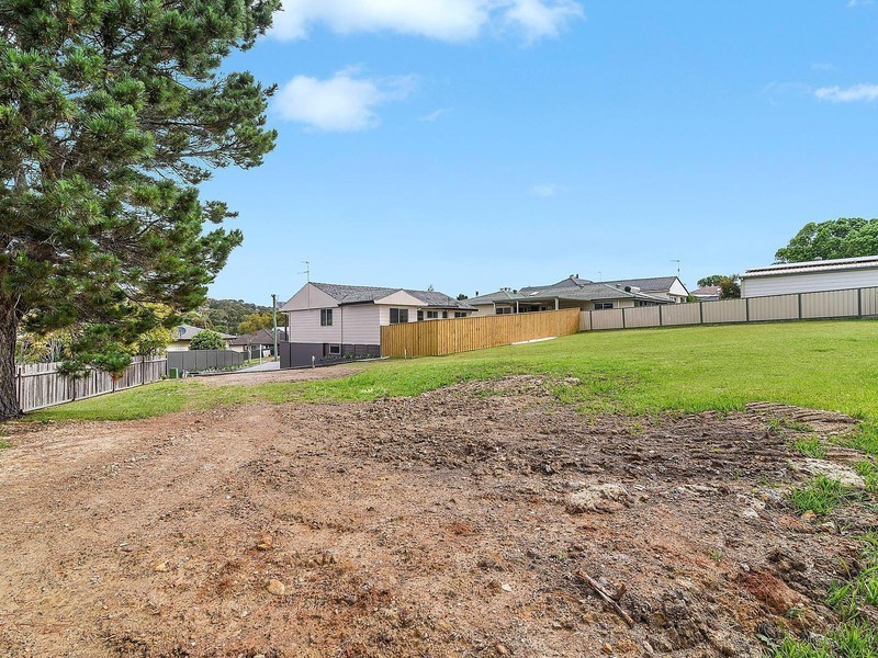 22A Vista Parade, Kotara South NSW 2289