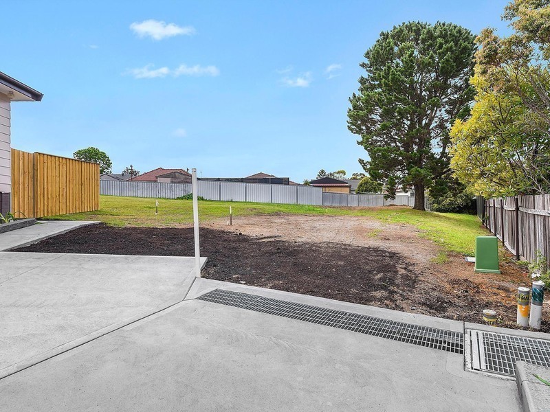 22A Vista Parade, Kotara South NSW 2289