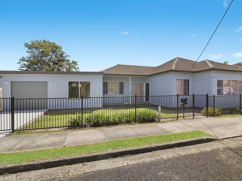 18 Victoria Street, Adamstown NSW 2289
