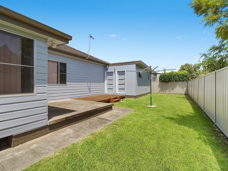 18 Victoria Street, Adamstown NSW 2289