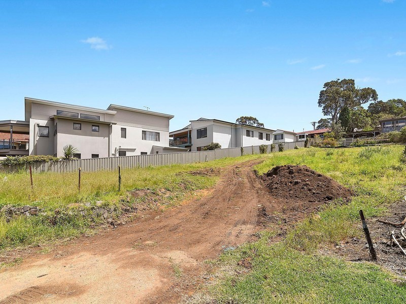 346 The Esplanade, Warners Bay NSW 2282