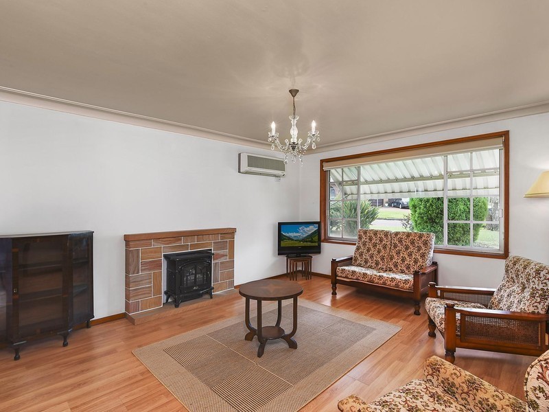 3 Rayford Street, Warners Bay NSW 2282