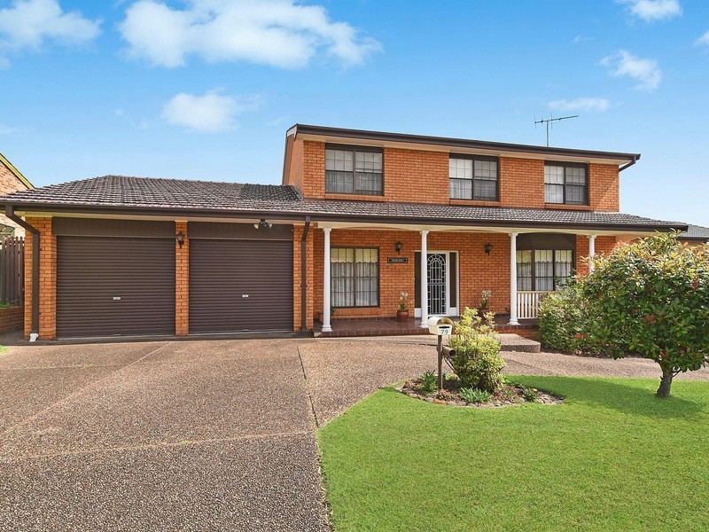 79 Glad Gunson Drive, Eleebana NSW 2282
