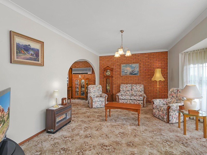 79 Glad Gunson Drive, Eleebana NSW 2282