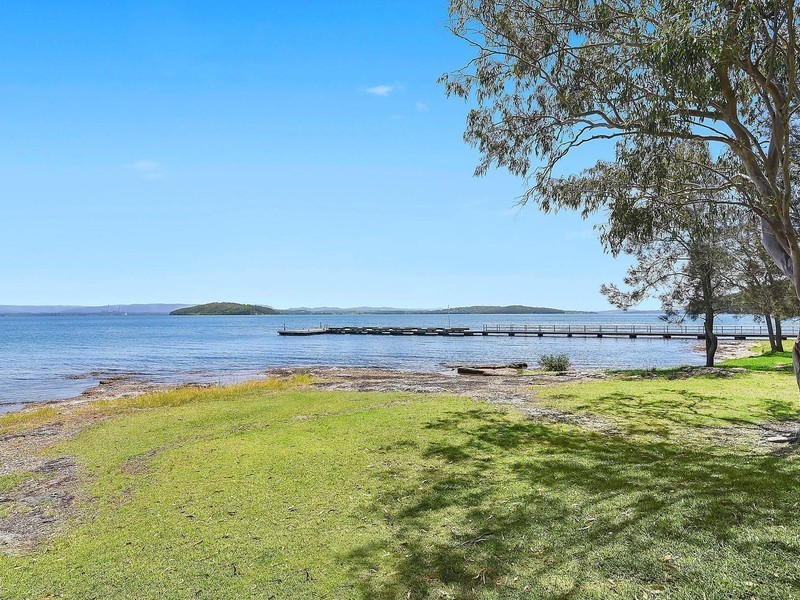 52 Lake Forest Drive, Murrays Beach NSW 2281