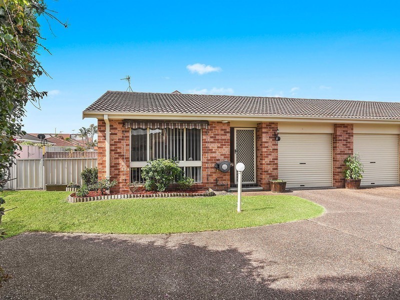 8/19 Wood Street, Swansea NSW 2281