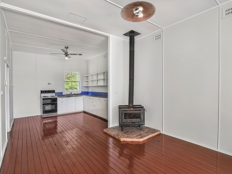 45 Bareki Road, Eleebana NSW 2282