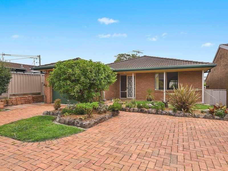 7 Palm Court, Warners Bay NSW 2282