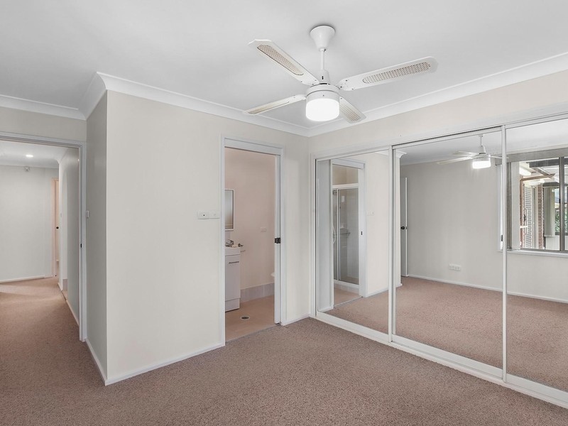 7 Palm Court, Warners Bay NSW 2282