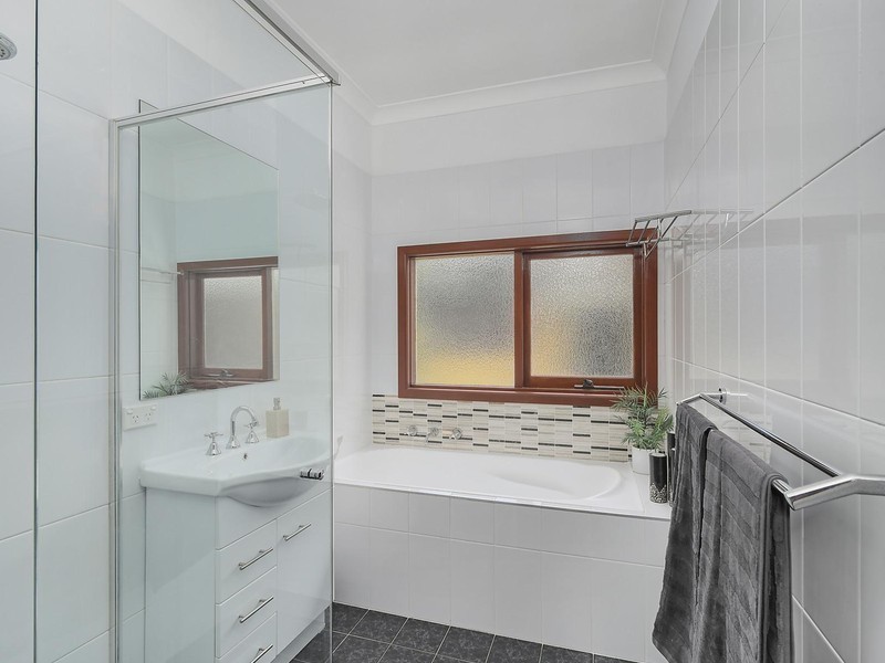 40 Illalung Road, Lambton NSW 2299