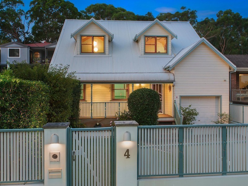 4 Hull Avenue, Buttaba NSW 2283