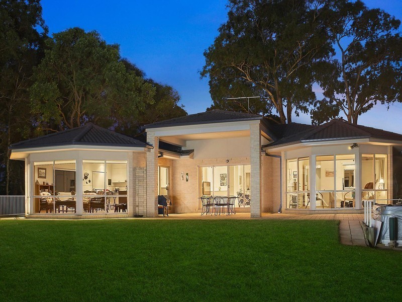 2 Station Street, Bonnells Bay NSW 2264