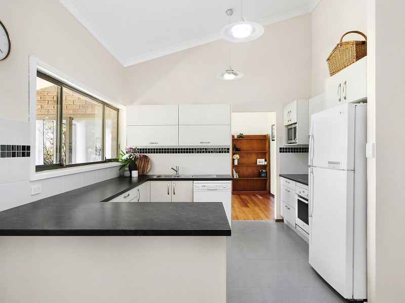 3 Ardross Close, Rankin Park NSW 2287