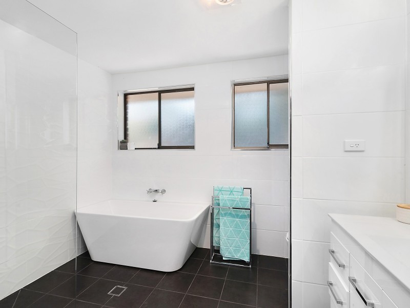 3 Ardross Close, Rankin Park NSW 2287