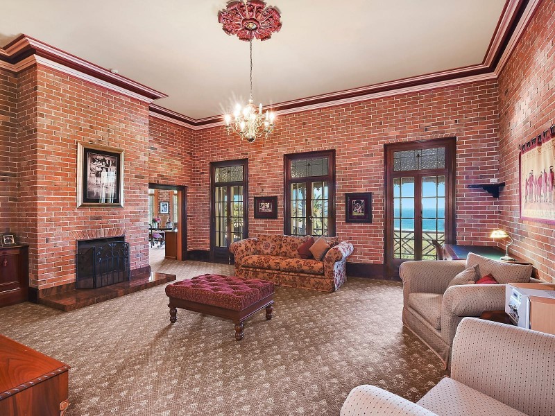 30 Burwood Road, Whitebridge NSW 2290