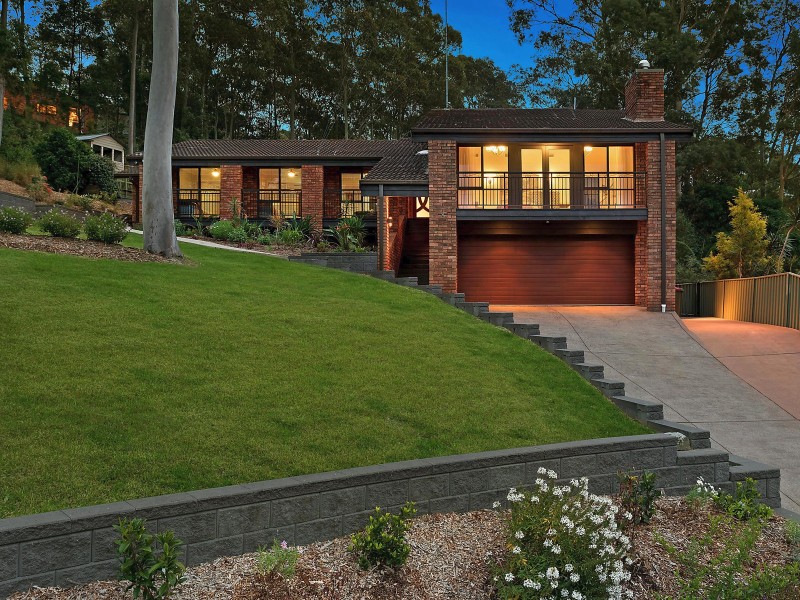 8 Saltram Close, Eleebana NSW 2282