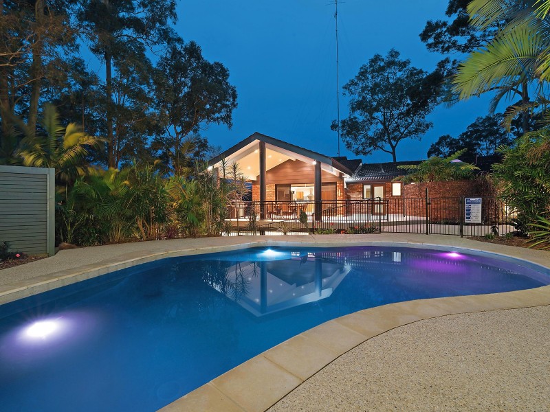 8 Saltram Close, Eleebana NSW 2282