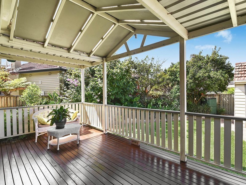 3 Gregory Parade, Kotara NSW 2289