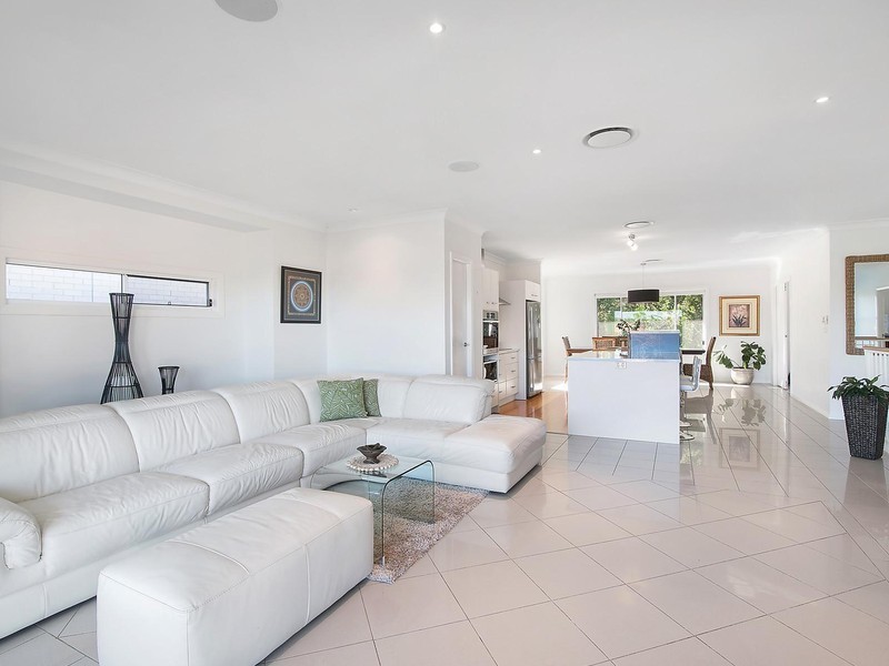 9 Joseph Palmer Close, Speers Point NSW 2284