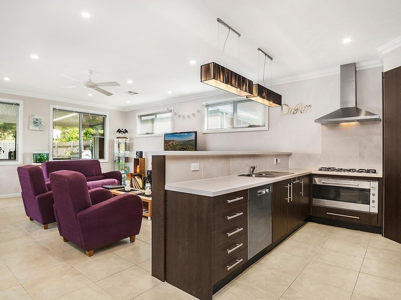 22 Oakland Street, Glendale NSW 2285