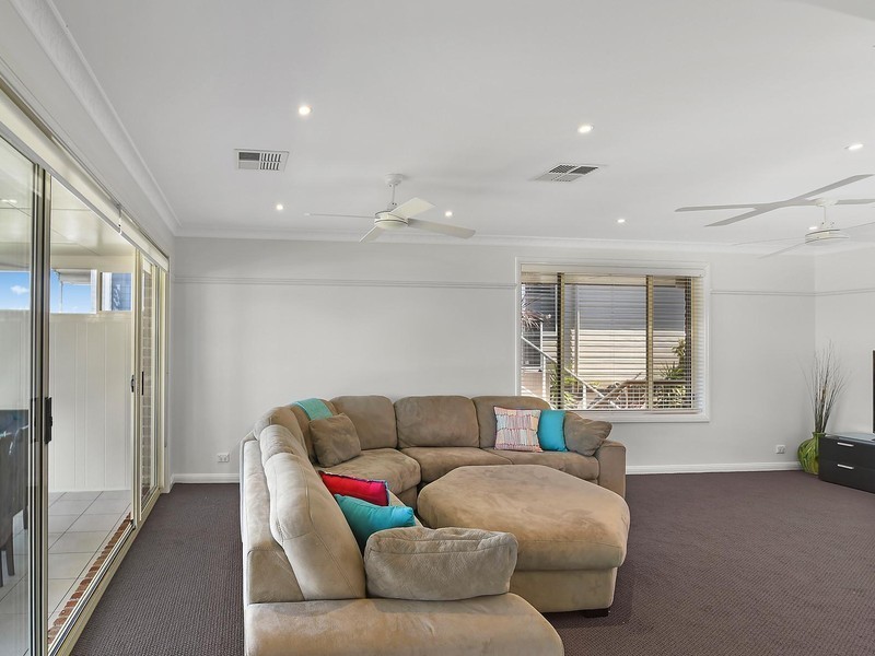 50 Berkeley Street, Speers Point NSW 2284