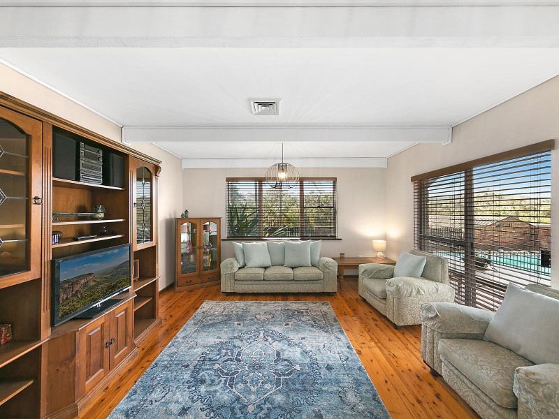 15a Cherry Road, Eleebana NSW 2282