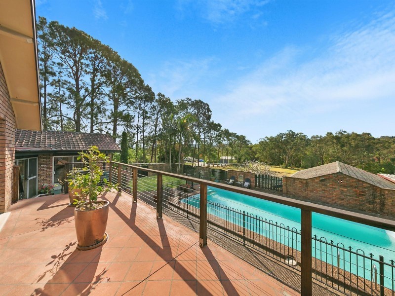 15a Cherry Road, Eleebana NSW 2282